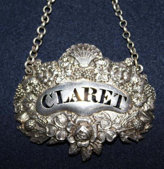 A George IV silver Claret wine label, London 1827, probably William Edwards, 2.25in.